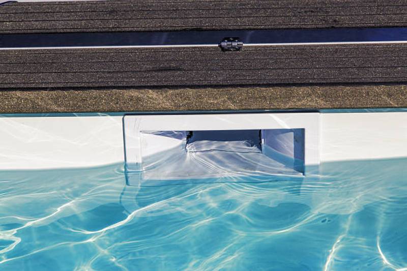 Identifier une fuite d’eau dans une piscine enterrée avec caméra endoscopique à Val-de-Virvée
